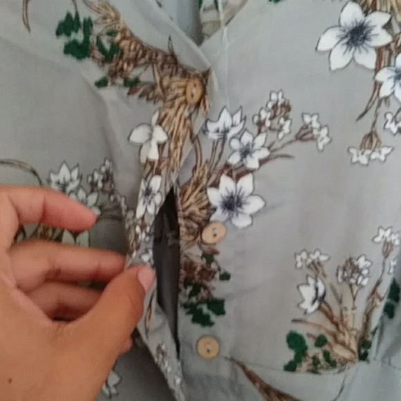 Dress - Picture 3 of 4